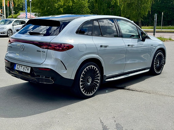 Mercedes-Benz EQE43 SUV 4 of 20