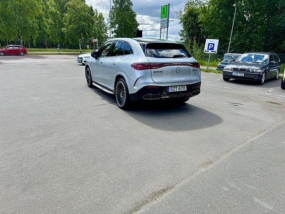 Mercedes-Benz EQE43 SUV 5 of 20