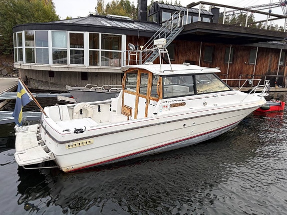 Bayliner Trophy Volvo Penta KAD 32 170 hk -05 2 of 6
