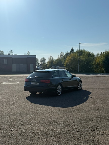 Audi A6 3 of 9