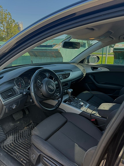Audi A6 8 of 9