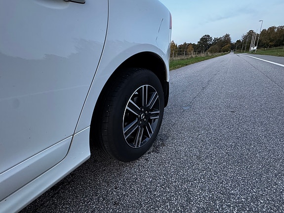 Volvo XC60 8 of 10