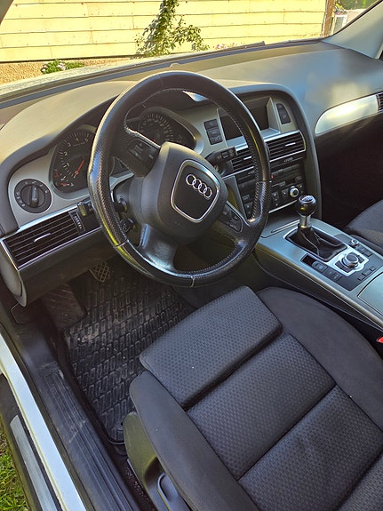 Audi A6 3 of 9