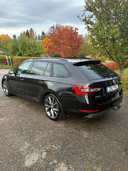 Skoda Superb 4 of 6