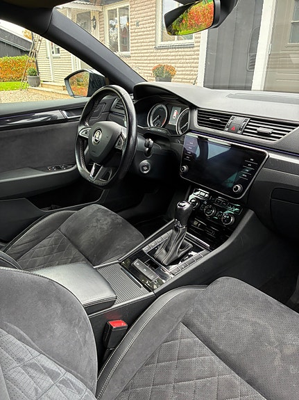 Skoda Superb 5 of 6