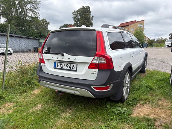 Volvo XC70 6 of 6