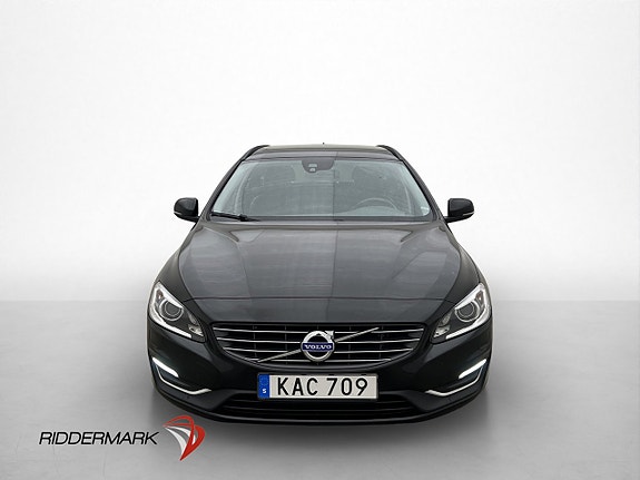 Volvo V60 2 of 26