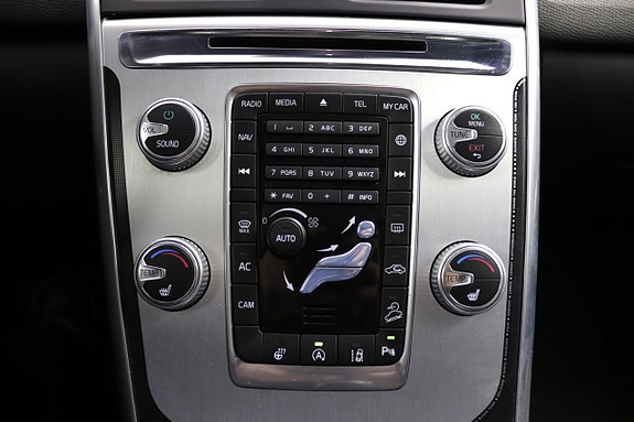 Volvo XC60 24 of 30
