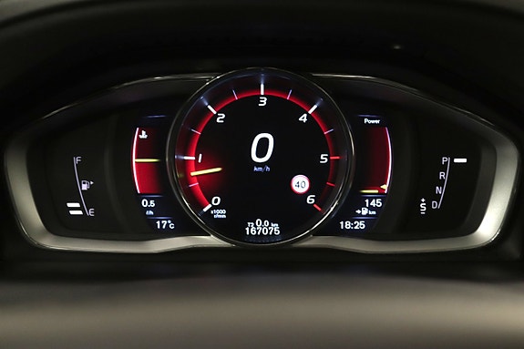 Volvo XC60 18 of 30