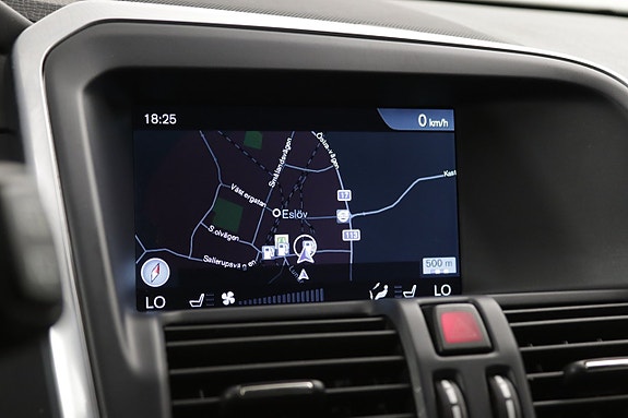 Volvo XC60 23 of 30
