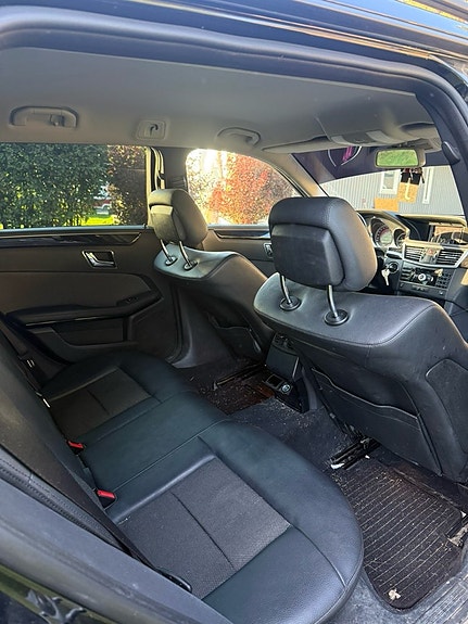 Mercedes-Benz E250 6 of 7