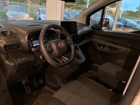 Fiat Doblo 8 of 18