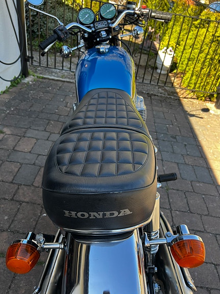 Honda CB750 Four 4 of 6