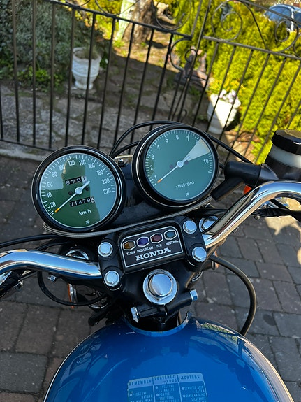 Honda CB750 Four 2 of 6