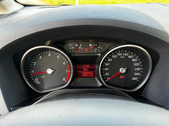 Ford Galaxy 15 of 23