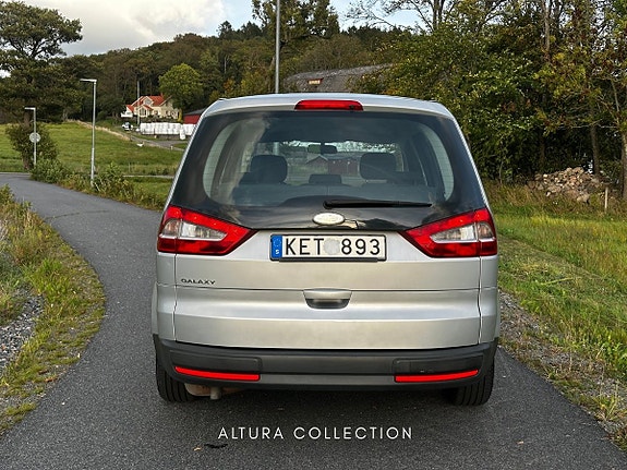 Ford Galaxy 7 of 23