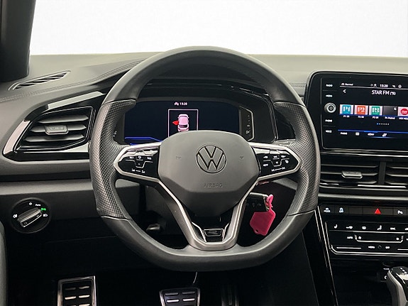 Volkswagen T-Roc 12 of 26