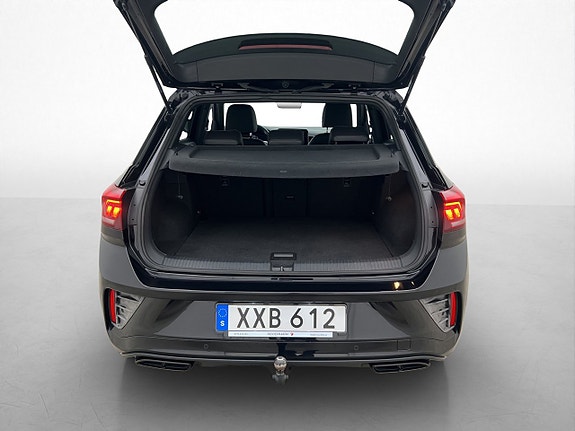 Volkswagen T-Roc 10 of 26