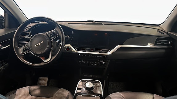 Kia e-Niro 2 of 2