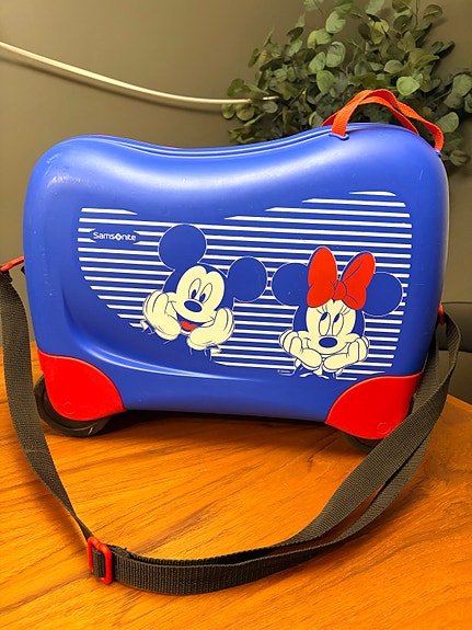 Product image 1 of 3