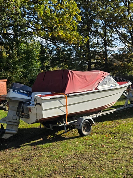 Ryds Hajen Sport med Evinrude 70 hk + trailer 4 of 4
