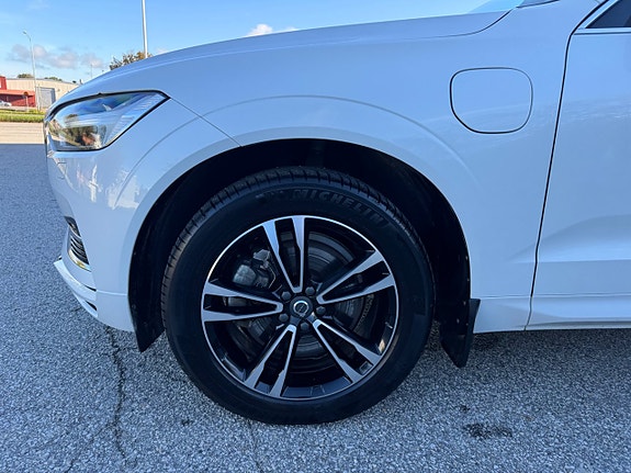 Volvo XC60 9 of 25