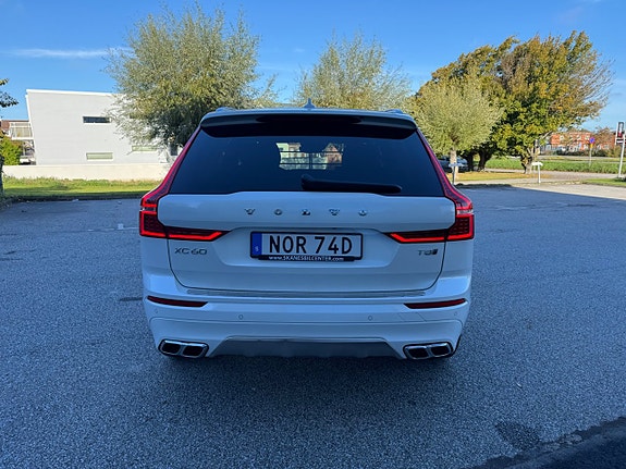 Volvo XC60 8 of 25