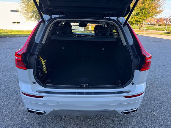 Volvo XC60 25 of 25