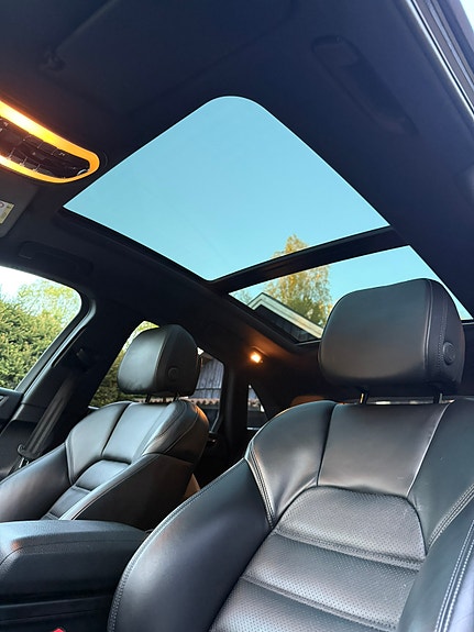Porsche Macan S 7 of 8
