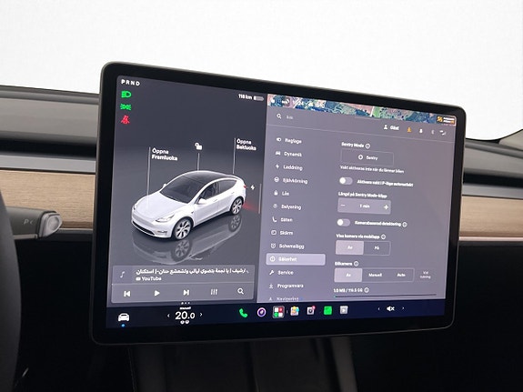 Tesla Model Y 26 of 30