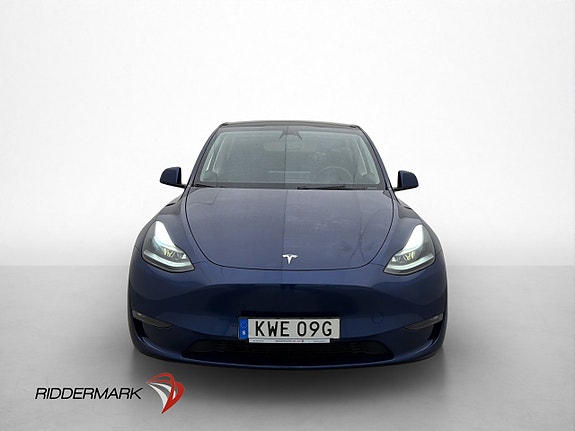Tesla Model Y 3 of 30
