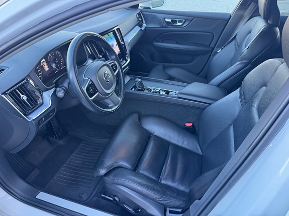 Volvo V60 10 of 21