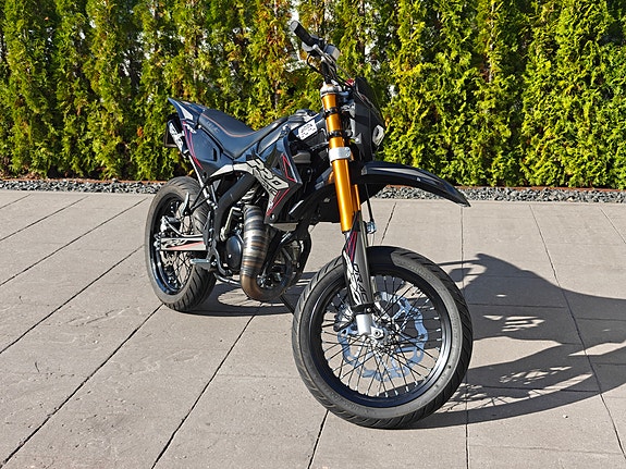 Rieju Drac SM Pro Black Edition 4 of 7