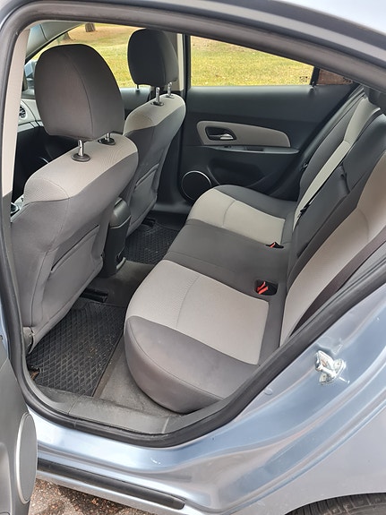 Chevrolet Cruze 11 of 16