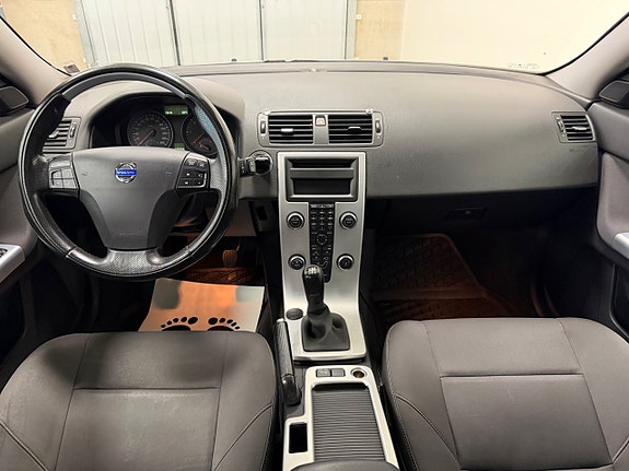Volvo V50 11 of 22