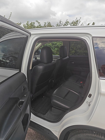 Mitsubishi Outlander 10 of 12