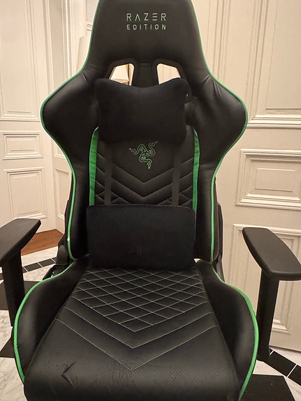 Product image 1 of 8