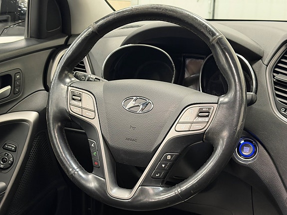 Hyundai Santa Fe 15 of 28