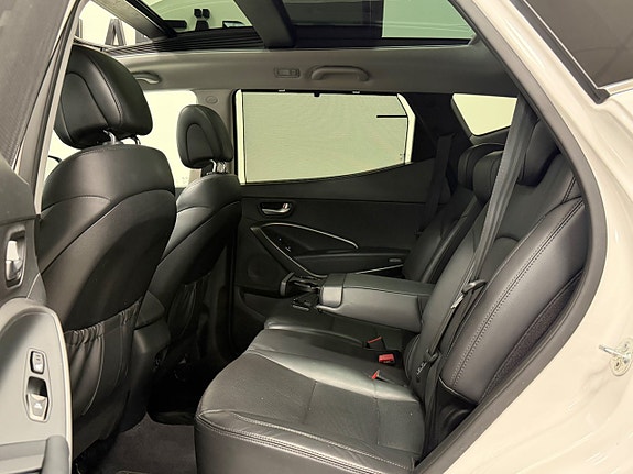 Hyundai Santa Fe 22 of 28
