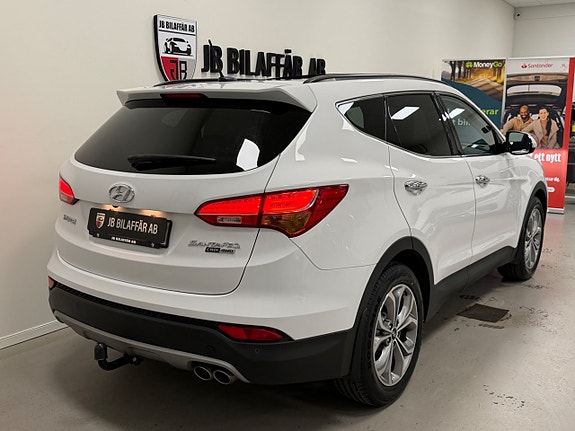Hyundai Santa Fe 6 of 28