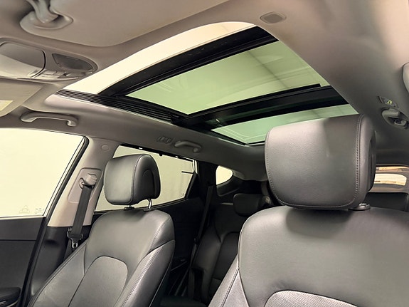 Hyundai Santa Fe 11 of 28