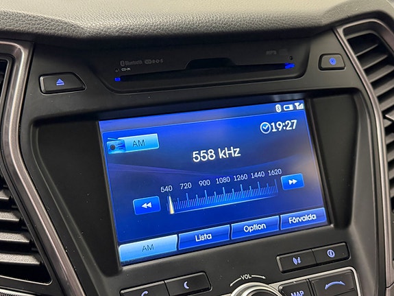 Hyundai Santa Fe 19 of 28