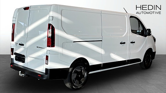 Renault Trafic 2 of 12