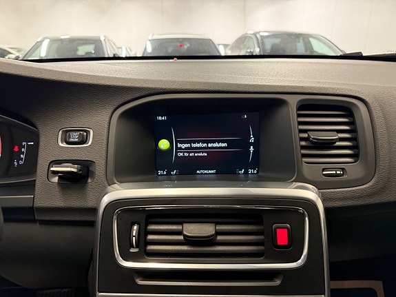 Volvo V60 Cross Country 26 of 30