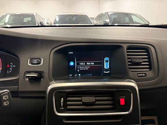 Volvo V60 Cross Country 23 of 30