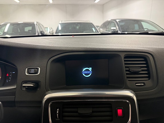 Volvo V60 Cross Country 22 of 30