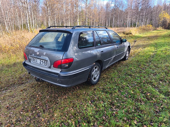 Peugeot 406 4 of 7
