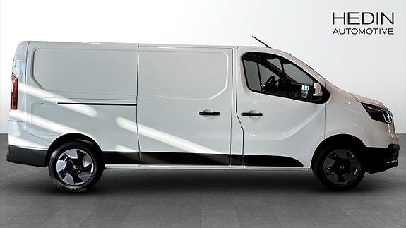 Renault Trafic 6 of 11