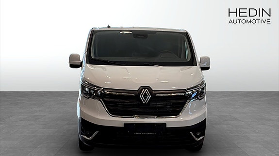 Renault Trafic 8 of 11