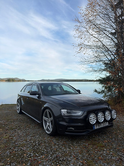Audi A4 2 of 7